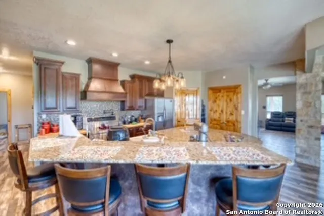 $669,000 | 858 Ranch To Market 187, Sabinal, TX 78881