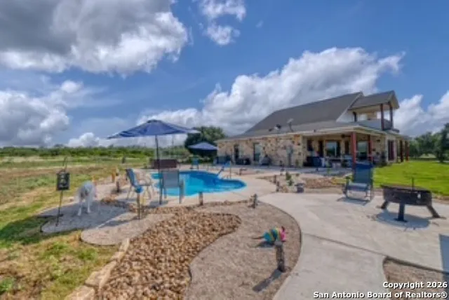 $669,000 | 858 Ranch To Market 187, Sabinal, TX 78881