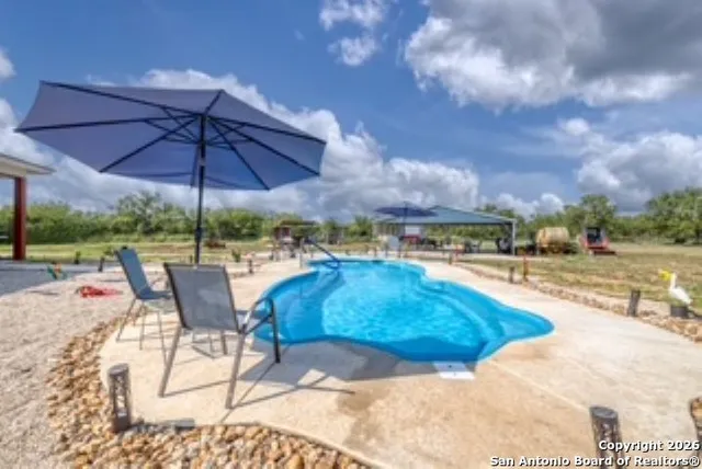 $669,000 | 858 Ranch To Market 187, Sabinal, TX 78881