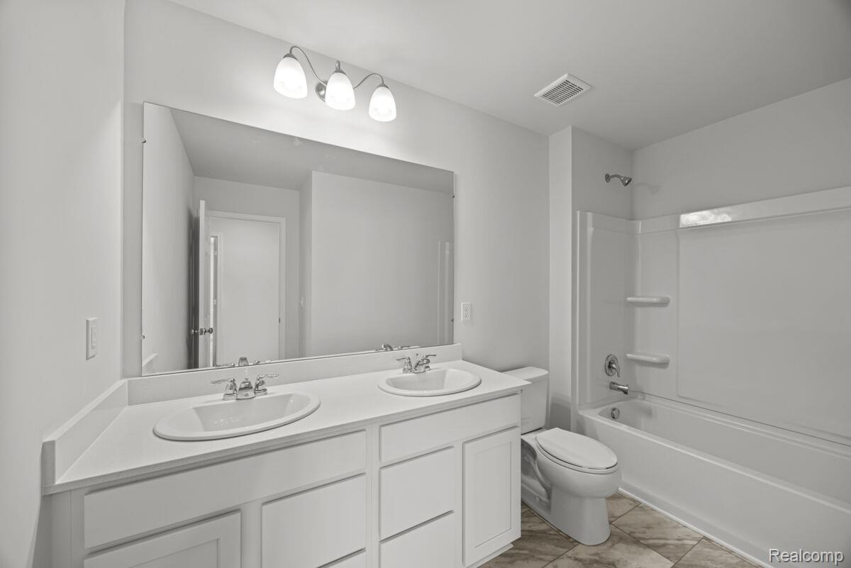 4119 Sedgeview Circle Howell, MI 48855 - Photo 19 of 19 Bathroom