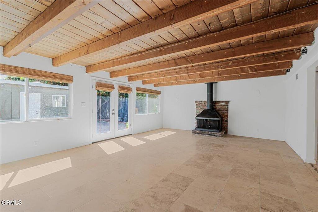13902 Calvert Street Van Nuys, CA 91401 - Photo 14 of 33 a view of an empty room with furniture