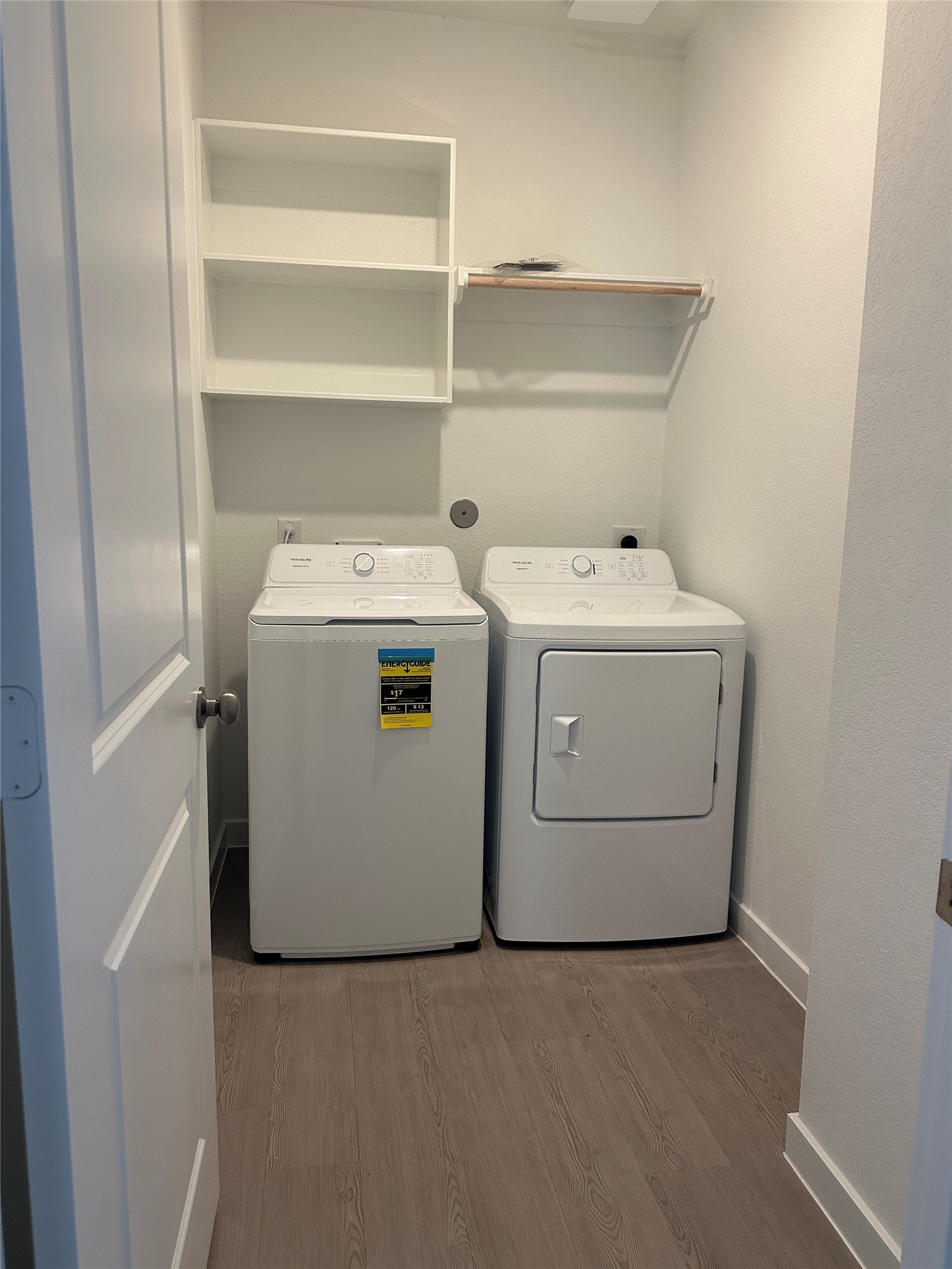 3124 Ruby Ridge Drive Katy, TX 77493 - Photo 7 of 12 a utility room with dryer and washer