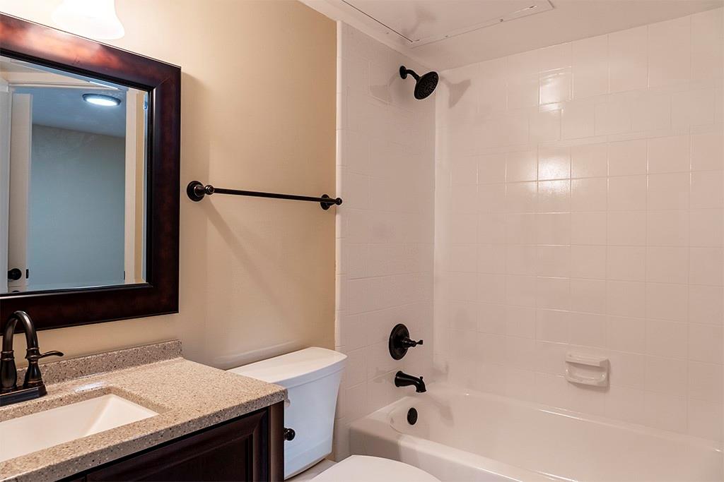 18333 Roehampton Drive, Unit 417 Dallas, TX 75252 - Photo 10 of 23 Gallery Image 10