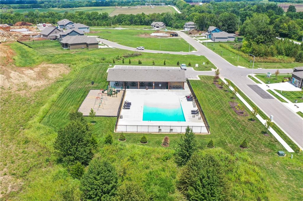603 Mayfair Court Raymore, MO 64083 - Photo 23 of 54