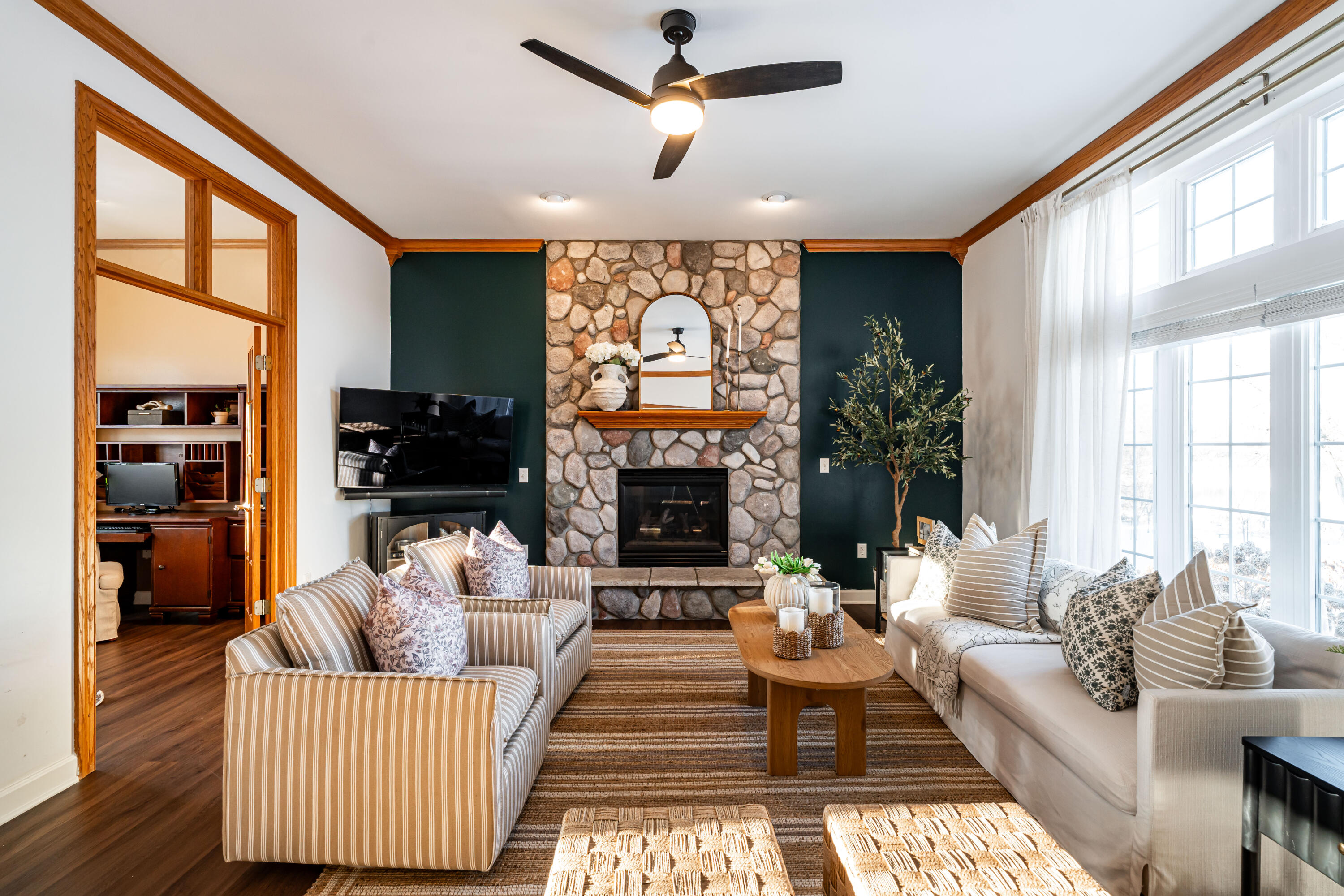 841 Summer Creek Road Oconomowoc, WI 53066 - Photo 10 of 68 DSC05024