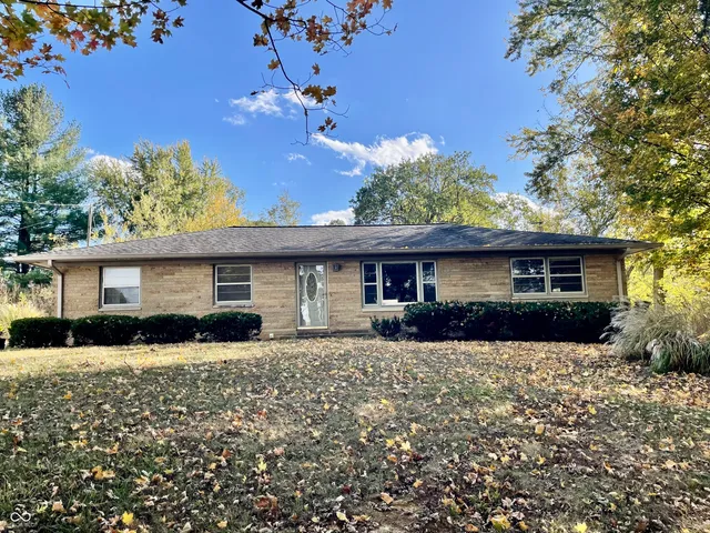 $259,900 | 56 Lewis Drive, Cloverdale, IN 46120