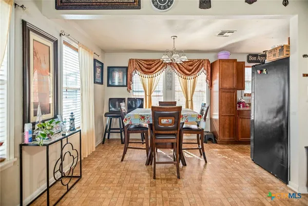 $149,900 | 2612 Ozark Street, Victoria, TX 77901