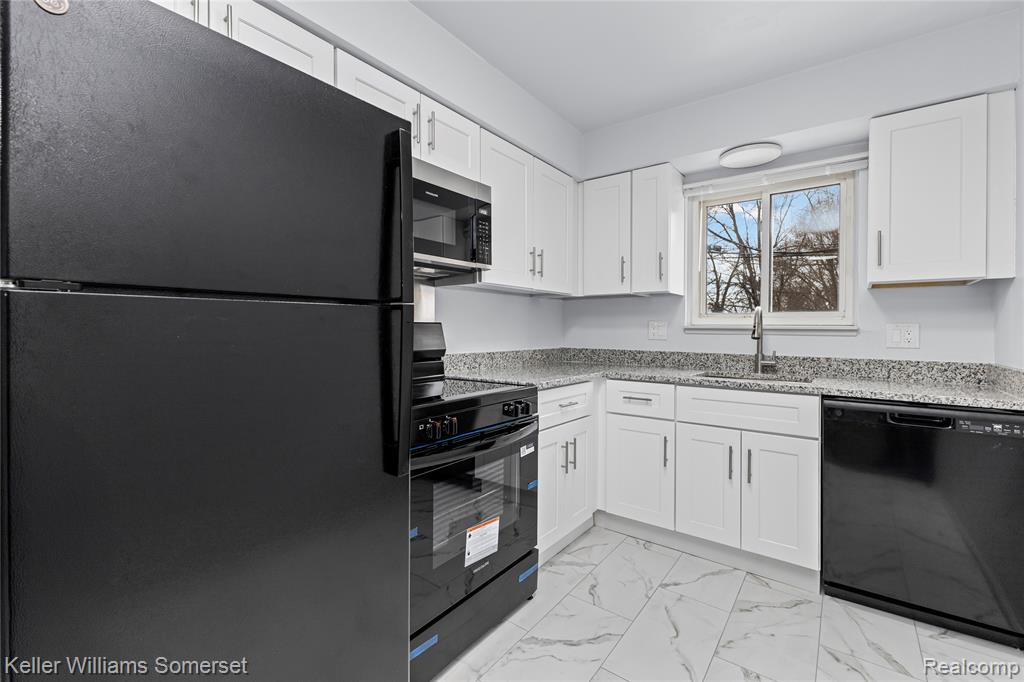 4345 Crooks Road, Unit 26 Royal Oak, MI 48073 - Photo 12 of 23 Gallery Image 12