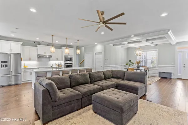 $3,200 | 501 Crown Pointe Drive, Hampstead, NC 28443