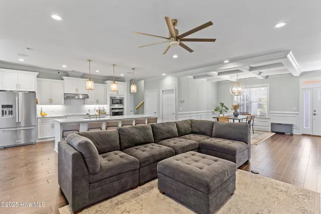 $3,200 | 501 Crown Pointe Drive, Hampstead, NC 28443