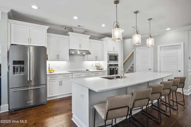 $3,200 | 501 Crown Pointe Drive, Hampstead, NC 28443