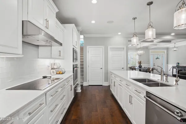 $3,200 | 501 Crown Pointe Drive, Hampstead, NC 28443