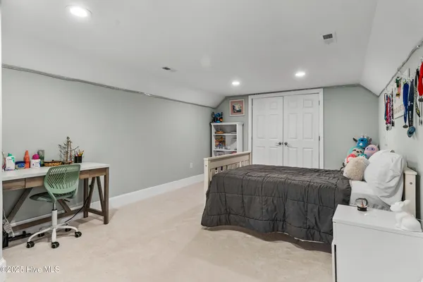 $3,200 | 501 Crown Pointe Drive, Hampstead, NC 28443