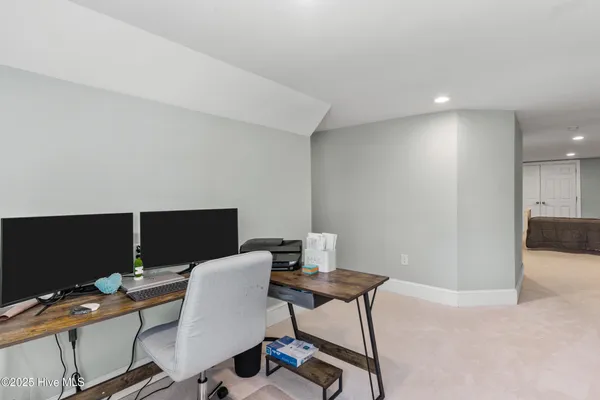 $3,200 | 501 Crown Pointe Drive, Hampstead, NC 28443