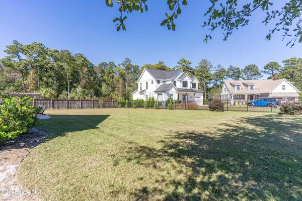 $3,200 | 501 Crown Pointe Drive, Hampstead, NC 28443