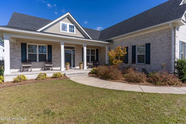 $3,200 | 501 Crown Pointe Drive, Hampstead, NC 28443