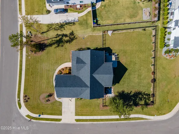 $3,200 | 501 Crown Pointe Drive, Hampstead, NC 28443