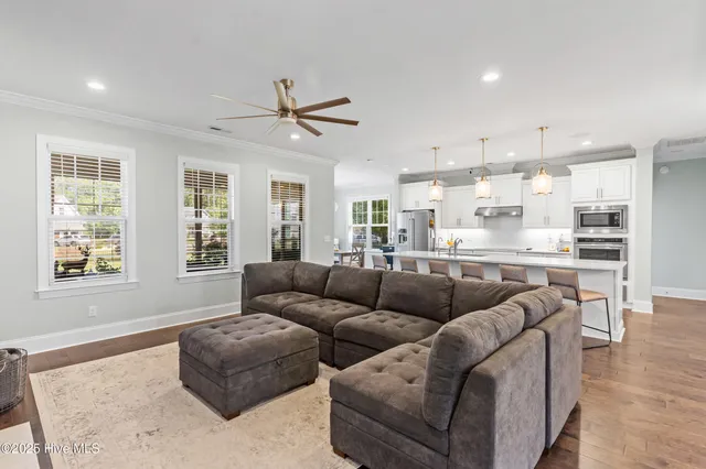 $3,200 | 501 Crown Pointe Drive, Hampstead, NC 28443