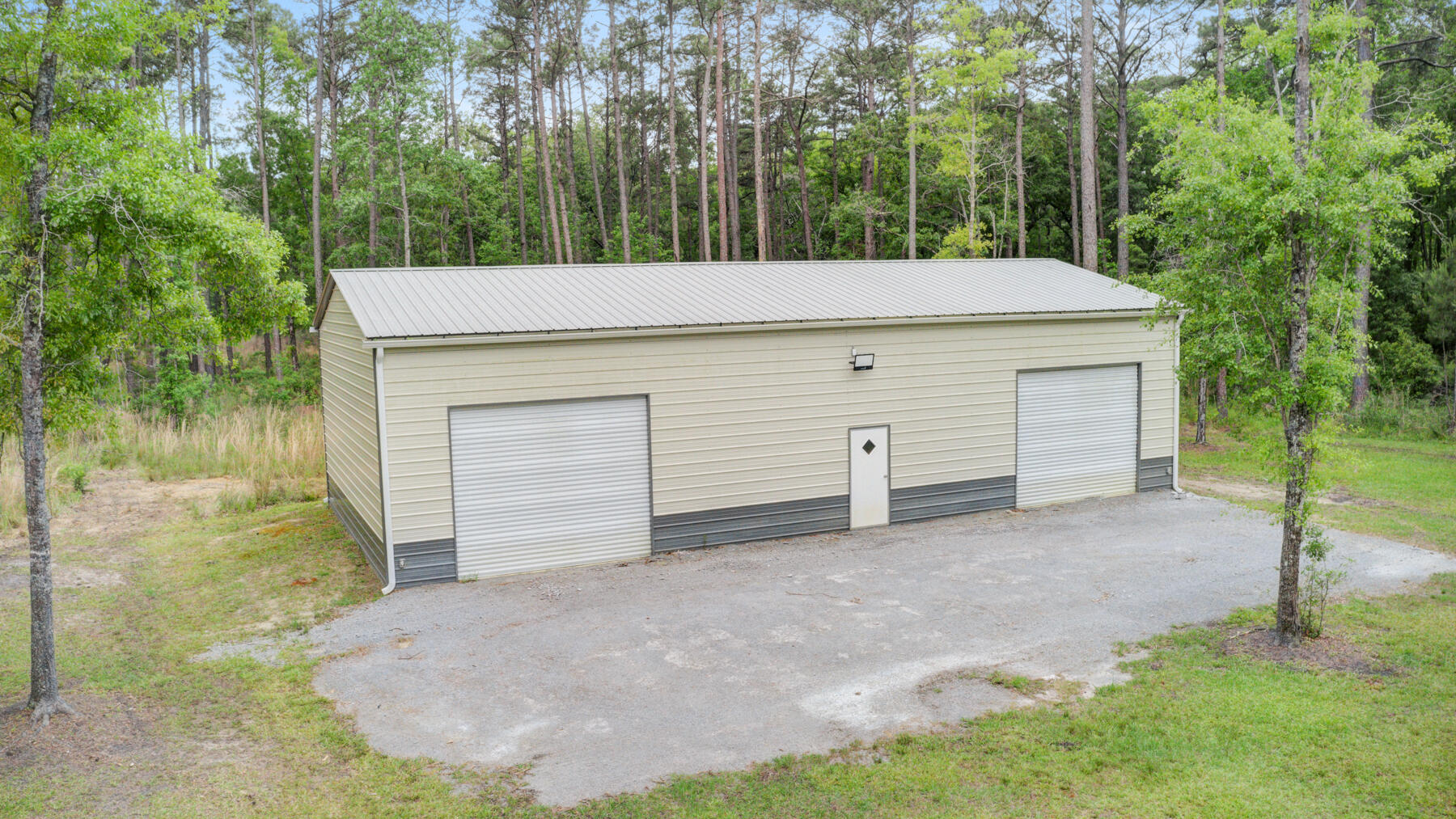 8035 Little Britton Rd, Hollywood SC (43