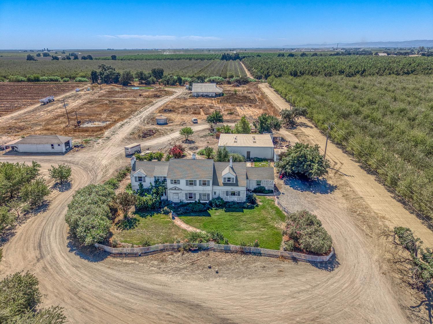 743 College City Road Arbuckle, CA 95912 - Photo 28 of 61 an aerial view of a house with a yard