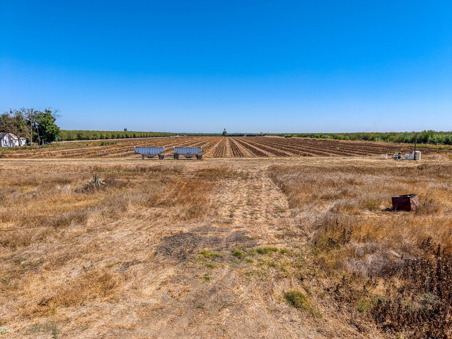 743 College City Road Arbuckle, CA 95912 - Photo 46 of 61 a view of an ocean beach