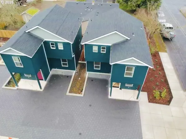 $368,500 | 5592 Burnett Avenue, Unit B, Eugene, OR 97402