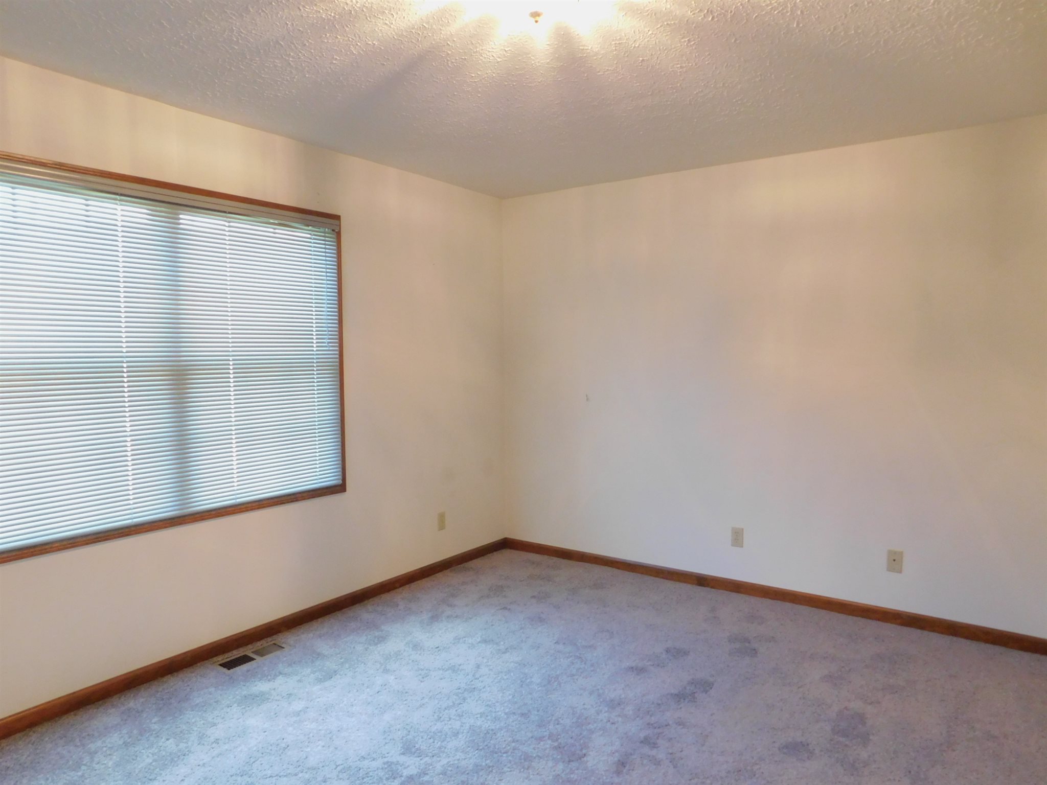 3412 West Devon Road Muncie, IN 47304 - Photo 10 of 31