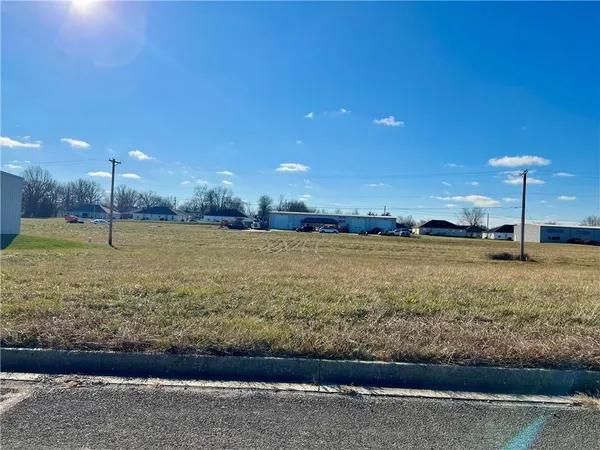 $95,000 | Lot 2 Wells Street, Odessa, MO 64076