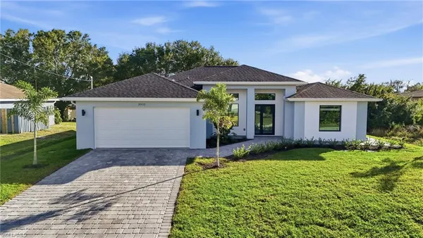 $464,900 | 3903 15th Street Southwest, Lehigh Acres, FL 33976