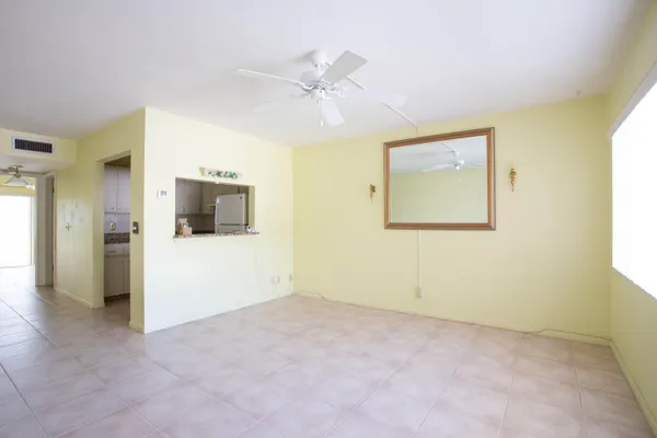 $75,000 | 3160 Lake Osborne Drive, Unit 108, Lake Worth Beach, FL 33461
