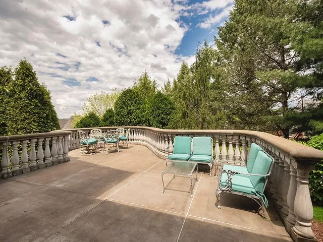 $1,499,000 | 1512 Fox Chase Lane, Pittsburgh, PA 15241