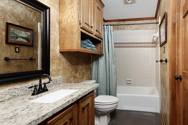 $1,396,000 | 6 Misty Point, The Woodlands, TX 77380