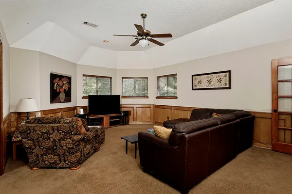 $1,396,000 | 6 Misty Point, The Woodlands, TX 77380