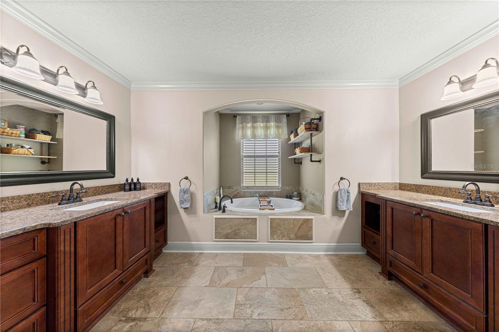 4950 Southwest 114th Street Road Ocala, FL 34476 - Photo 20 of 45 Gallery Image 20