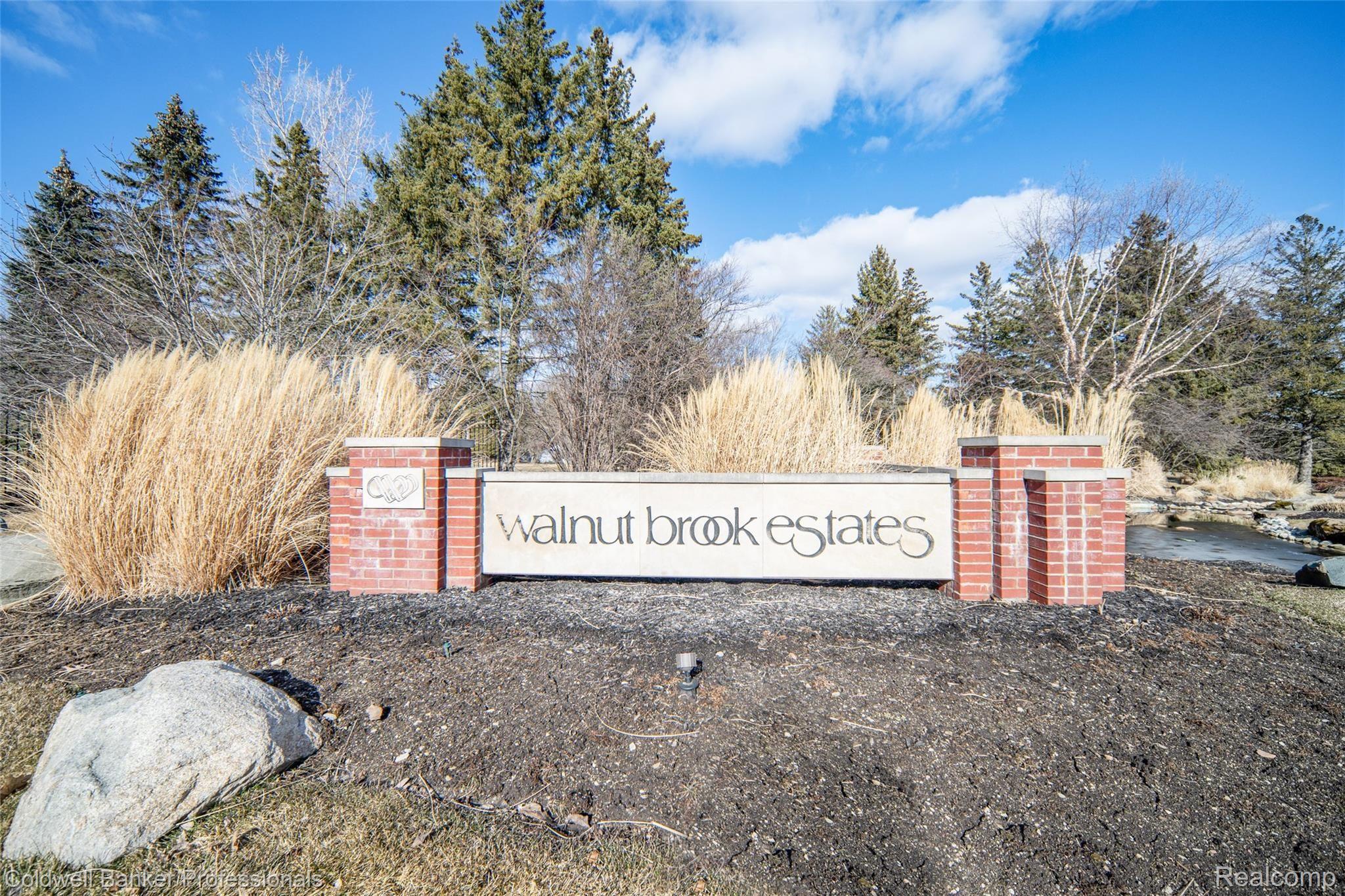 2555 Golf Crest Drive Rochester, MI 48309 - Photo 87 of 91 2555 Golf Crest Dr RHills-83.jpg
