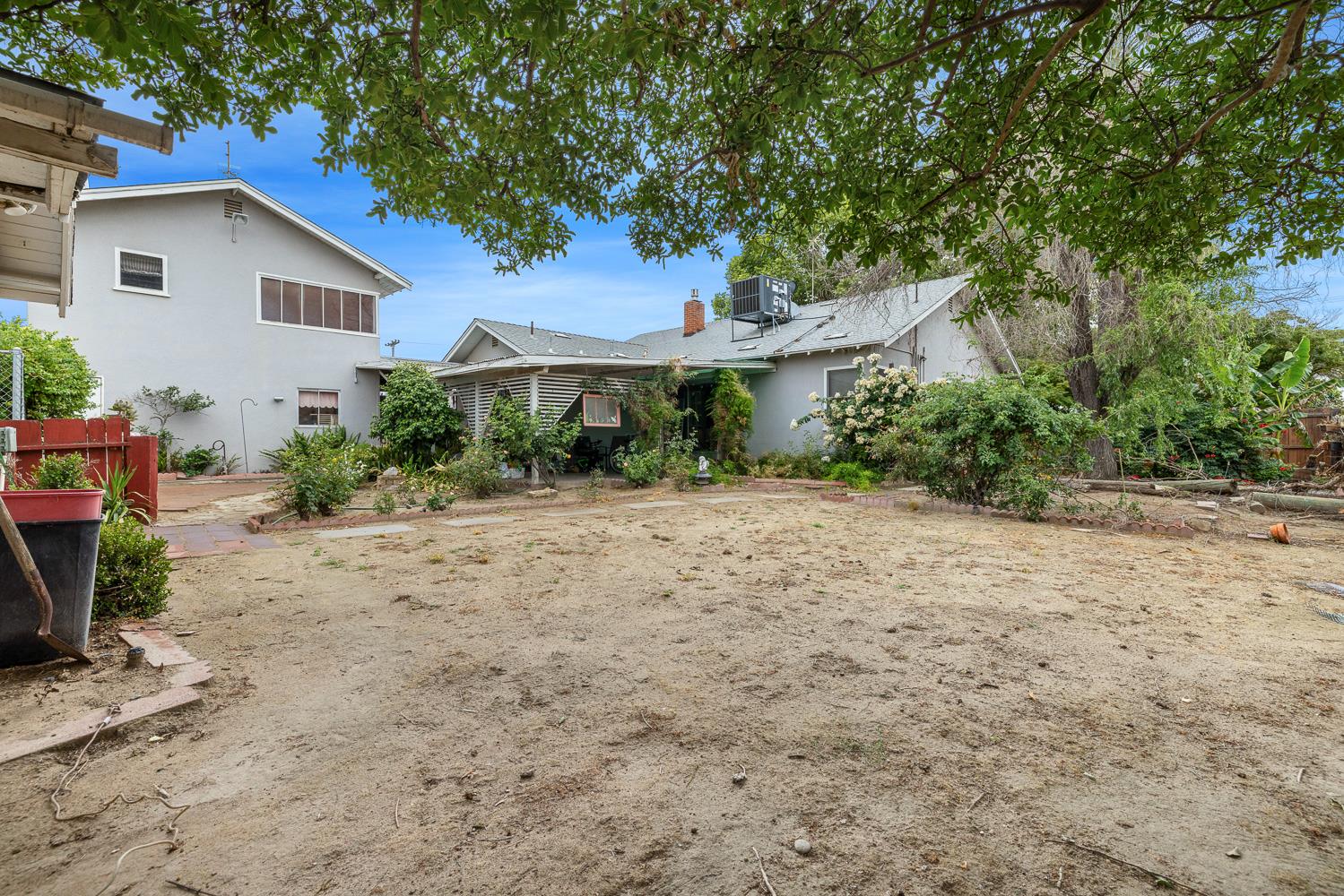 748 N. East Avenue Reedley, CA 93654 - Photo 46 of 51
