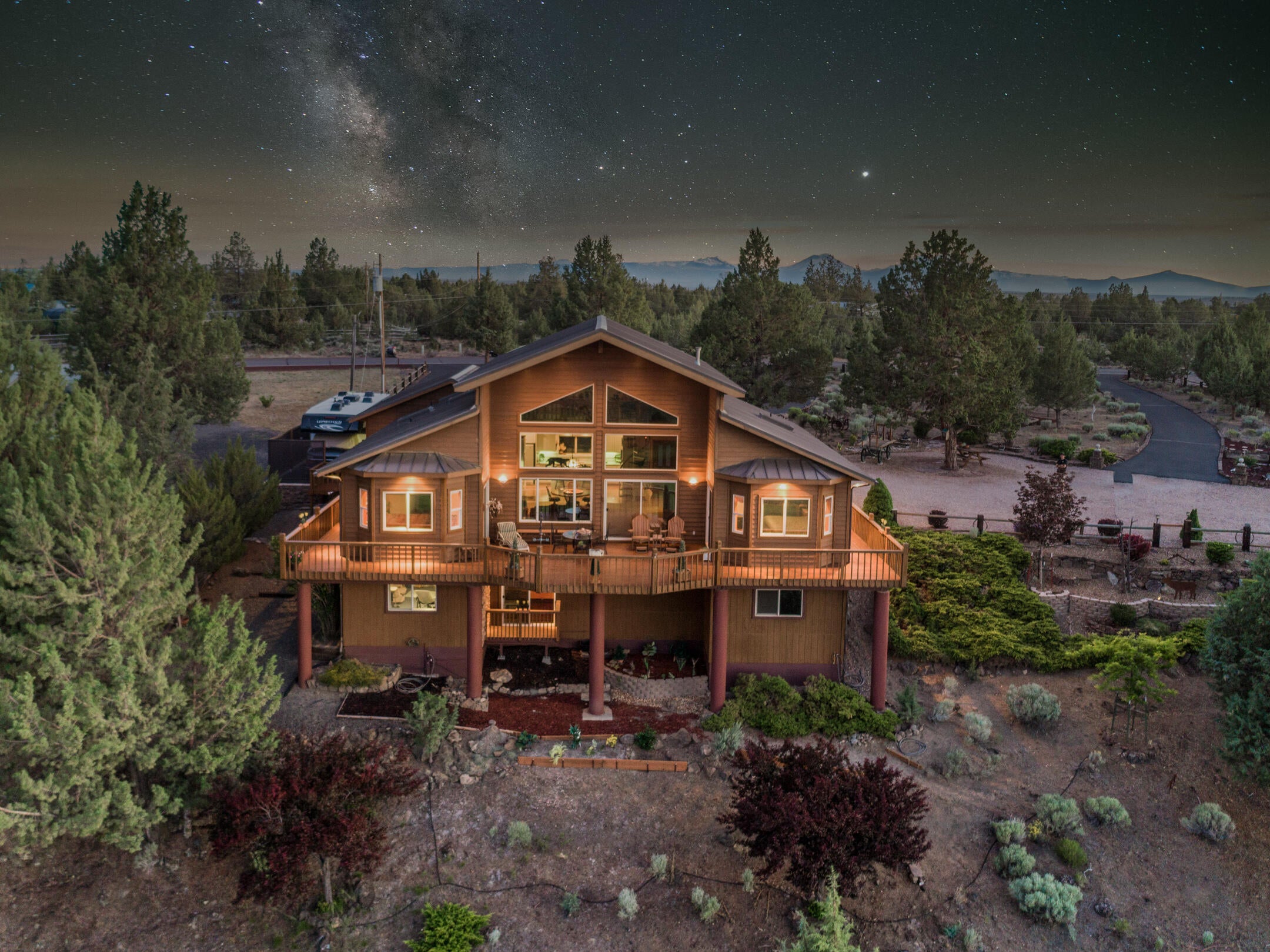 5450 Southwest Rim Road Terrebonne, OR 97760 - Photo 49 of 49 2021_06_17_5450_sw_rim_rd_crr_twilight-1