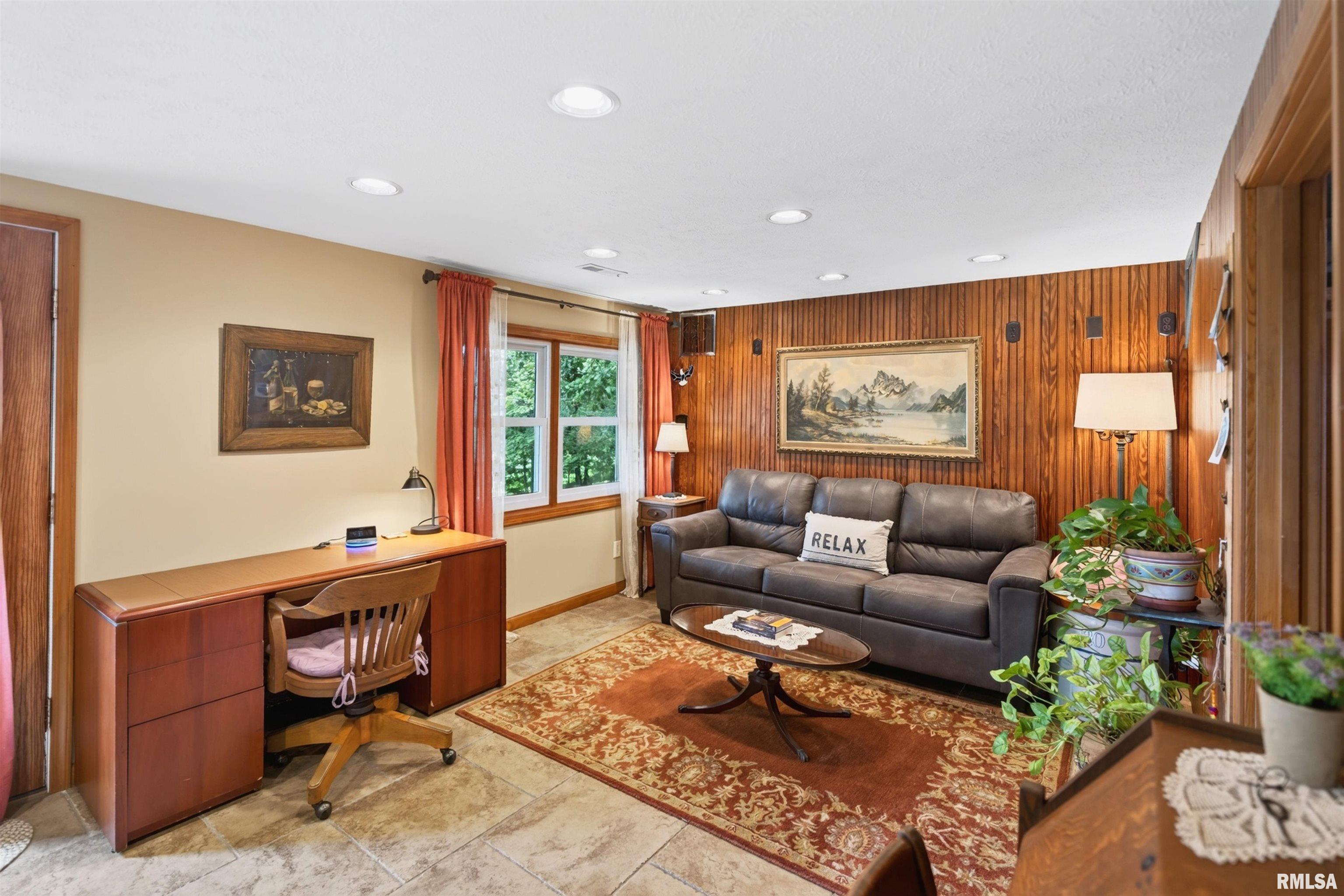 1885 Central Point Road Springfield, IL 62707 - Photo 56 of 100 Gallery Image 56