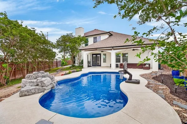 $525,000 | 8417 Macarena Drive, Corpus Christi, TX 78414