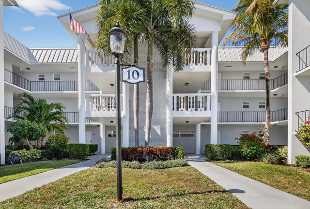 $278,000 | 10 Colonial Club Drive, Unit 305, Boynton Beach, FL 33435
