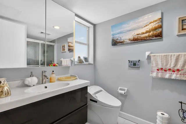 $278,000 | 10 Colonial Club Drive, Unit 305, Boynton Beach, FL 33435