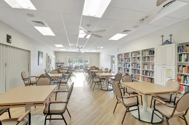 $278,000 | 10 Colonial Club Drive, Unit 305, Boynton Beach, FL 33435