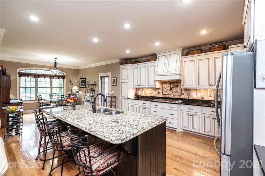 711 Players Ridge Road Hickory, NC 28601 - Photo 11 of 38 Gallery Image 11