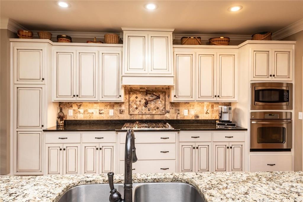 711 Players Ridge Road Hickory, NC 28601 - Photo 12 of 38 Gallery Image 12