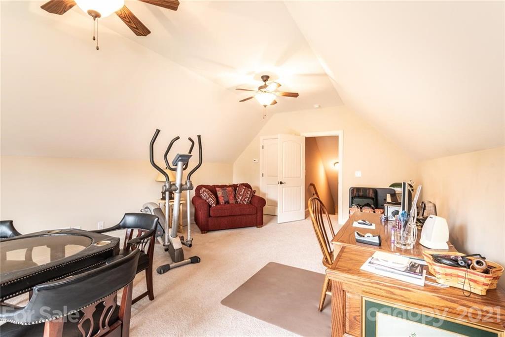711 Players Ridge Road Hickory, NC 28601 - Photo 31 of 38 Gallery Image 31