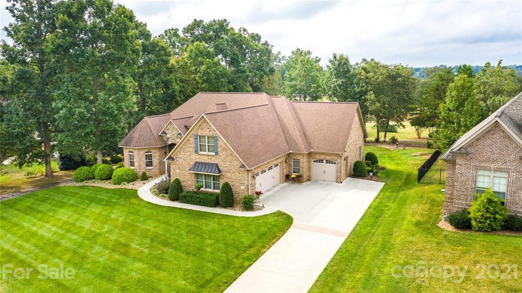 711 Players Ridge Road Hickory, NC 28601 - Photo 34 of 38 Gallery Image 34