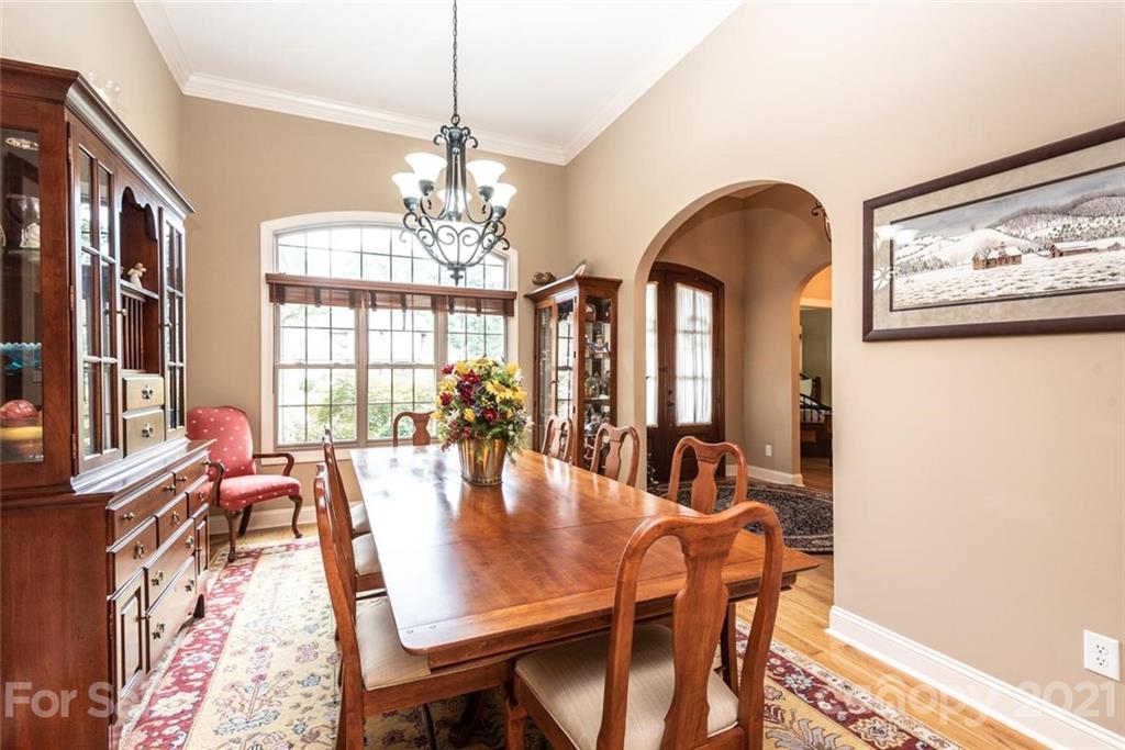 711 Players Ridge Road Hickory, NC 28601 - Photo 6 of 38 Gallery Image 6