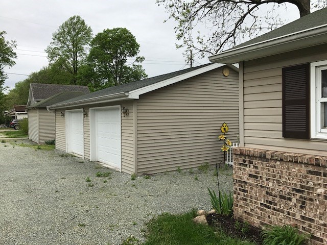 1130 Bancroft Avenue Rochester, IN 46975 - Photo 14 of 15