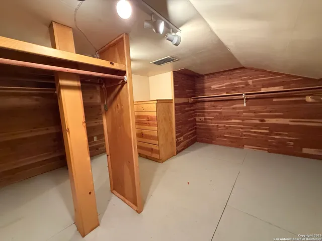 a view of walk in closet