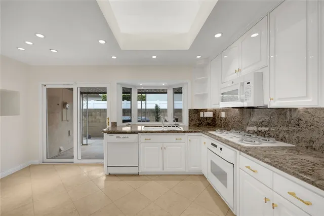 $998,000 | 485 Castlegate Lane, Brea, CA 92821